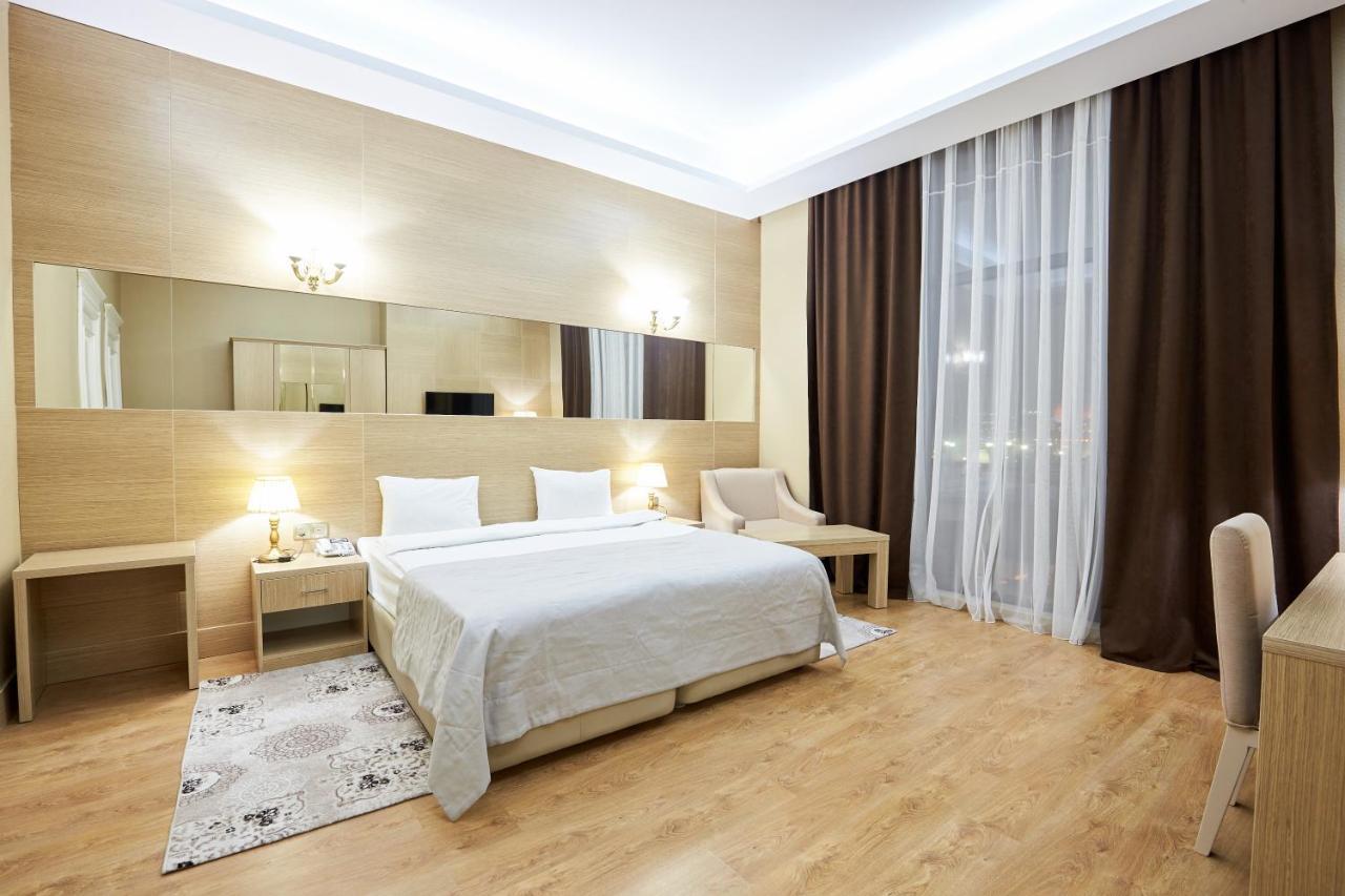 Nobel Hotel Baku Zewnętrze zdjęcie