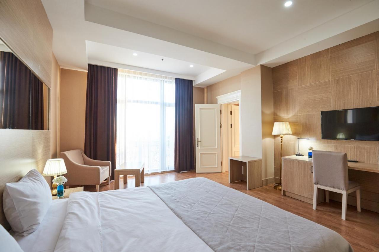 Nobel Hotel Baku Zewnętrze zdjęcie