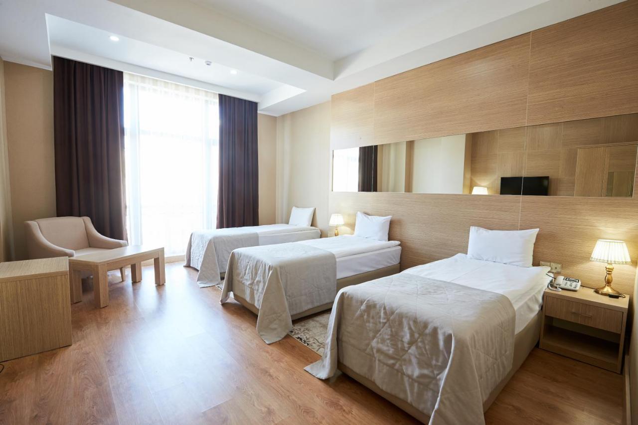 Nobel Hotel Baku Zewnętrze zdjęcie